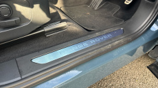 Land Rover Range Rover Evoque 1.5 P300e Dynamic SE 5dr Auto Hatchback